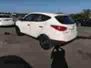 2011 Hyundai Tucson GL z VIN KM8JT3AB2BU159994, wystawiony jako IAAI lot #40285907 z przebiegiem 241 779 mil mil oraz . Historia ofert i sprzedaży dostępna na DreamBid. Obrazek 3.