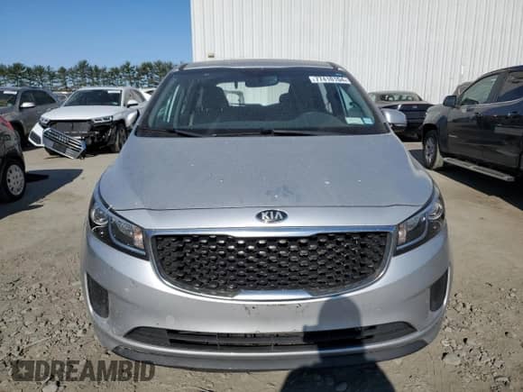2018 Kia Sedona L with VIN KNDMA5C14J6350004, listed as a Copart auction lot 77410104 with 75,985 mi miles and Clean title. Bid and sale history available at DreamBid. Image 5.