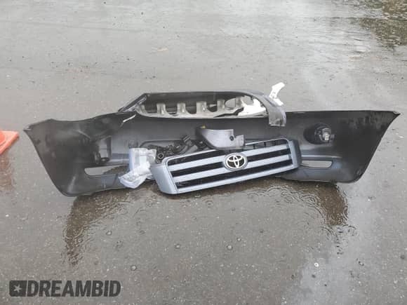 2006 Toyota Highlander w/3rd Row with VIN JTEEP21A460168457, listed as a Copart auction lot 89621985 with 175,843 mi miles and Salvage title. Bid and sale history available at DreamBid. Image 13.