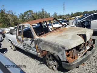 1997 Chevrolet Silverado 2500 z VIN 1GCGC29R1VE129281, wystawiony jako Copart lot #42616655 z przebiegiem Nie podano mil oraz Szkoda całkowita • Salvage title. Historia ofert i sprzedaży dostępna na DreamBid. Obrazek 4.