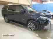 2023 Chevrolet Tahoe LT z VIN 1GNSCNKD0PR380094, wystawiony jako Copart lot #48987865 z przebiegiem 51 372 mil mil oraz Czysty tytuł • Clean title. Historia ofert i sprzedaży dostępna na DreamBid. Obrazek 4.