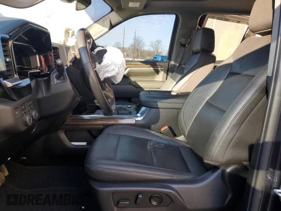 2022 Chevrolet Silverado 1500 RST z VIN 1GCUDEET4NZ577218, wystawiony jako Copart lot #42675324 z przebiegiem 25 718 mil mil oraz Szkoda całkowita • Salvage title. Historia ofert i sprzedaży dostępna na DreamBid. Obrazek 7.