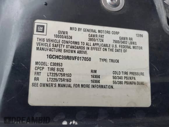 1997 Chevrolet Silverado 3500 с VIN 1GCHC39R8VF017050, выставлен на аукционе IAAI как лот 41515566 с пробегом 120 522 миль миль и . История ставок и продаж доступна на DreamBid. Изображение 9.