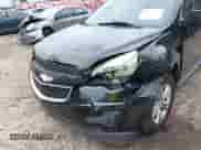 2013 Chevrolet Equinox LT z VIN 2GNALDEK6D6344806, wystawiony jako IAAI lot #43327271 z przebiegiem 159 382 mil mil oraz . Historia ofert i sprzedaży dostępna na DreamBid. Obrazek 6.