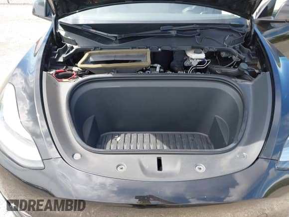 2021 Tesla Model Y Long Range с VIN 5YJYGAEE8MF207493, выставлен на аукционе IAAI как лот 43261396 с пробегом 49 440 миль миль и . История ставок и продаж доступна на DreamBid. Изображение 10.