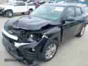 2022 Chevrolet TrailBlazer LS z VIN KL79MMS28NB103547, wystawiony jako IAAI lot #42194074 z przebiegiem 43 652 mil mil oraz . Historia ofert i sprzedaży dostępna na DreamBid. Obrazek 6.