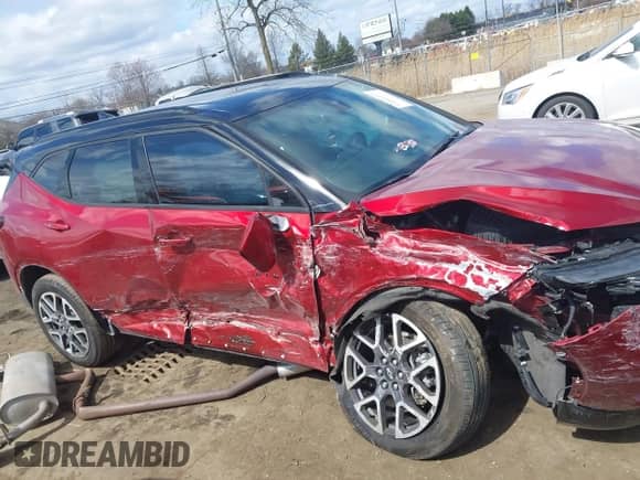 2024 Chevrolet Blazer RS with VIN 3GNKBERS7RS147952, listed as a IAAI auction lot 41868315 with 18,272 mi miles and . Bid and sale history available at DreamBid. Image 13.