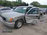 2001 GMC Sierra 1500 SLE1 z VIN 1GTEC19T51E329314, wystawiony jako IAAI lot #43198539 z przebiegiem 190 794 mil mil oraz . Historia ofert i sprzedaży dostępna na DreamBid. Obrazek 18.