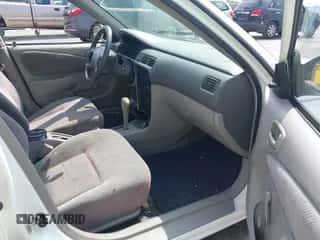 2002 Chevrolet Prizm с VIN 1Y1SK52862Z406622, выставлен на аукционе IAAI как лот 42921512 с пробегом 111 803 миль миль и . История ставок и продаж доступна на DreamBid. Изображение 5.