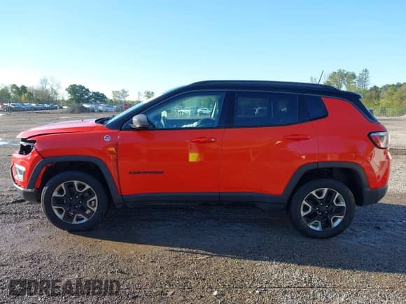 2018 Jeep Compass Trailhawk с VIN 3C4NJDDB3JT356310, выставлен на аукционе IAAI как лот 43358093 с пробегом 100 479 миль миль и . История ставок и продаж доступна на DreamBid. Изображение 14.