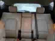 2014 Hyundai Santa Fe z VIN 5XYZU3LB5EG193404, wystawiony jako Copart lot #81666645 z przebiegiem 135 333 mil mil oraz Szkoda całkowita • Salvage title. Historia ofert i sprzedaży dostępna na DreamBid. Obrazek 10.