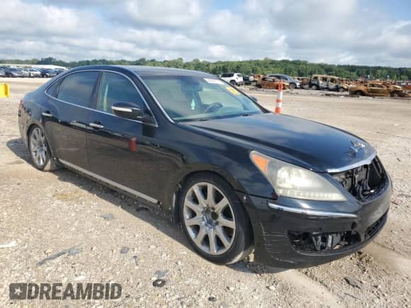 2011 Hyundai Equus Ultimate with VIN KMHGH4JF6BU029642, listed as a Copart auction lot 68646075 with Not provided miles and Clean title. Bid and sale history available at DreamBid. Image 4.