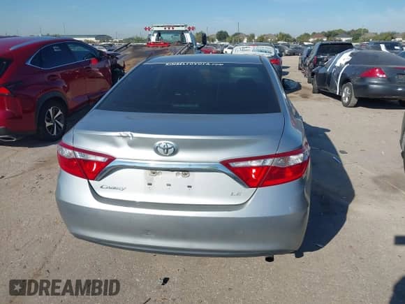 2017 Toyota Camry XLE с VIN 4T1BF1FK8HU360509, выставлен на аукционе IAAI как лот 43334452 с пробегом 182 909 миль миль и . История ставок и продаж доступна на DreamBid. Изображение 16.