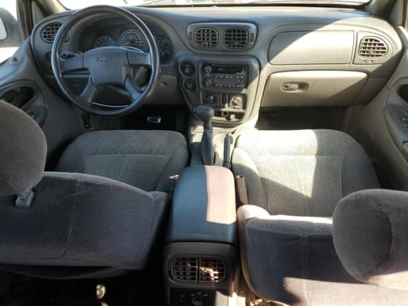 2002 Chevrolet TrailBlazer LS с VIN 1GNDS13S922163470, выставлен на аукционе Copart как лот 80764705 с пробегом 151 192 миль миль и Чистый • Clean title. История ставок и продаж доступна на DreamBid. Изображение 8.