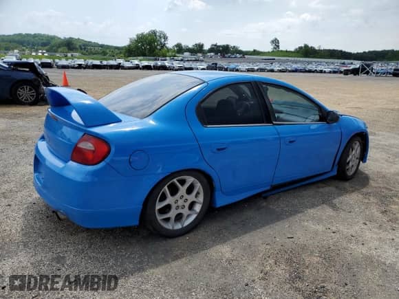 2004 Dodge Neon SRT-4 z VIN 1B3ES66S84D642462, wystawiony jako Copart lot #57295424 z przebiegiem 152 206 mil mil oraz Czysty tytuł • Clean title. Historia ofert i sprzedaży dostępna na DreamBid. Obrazek 3.