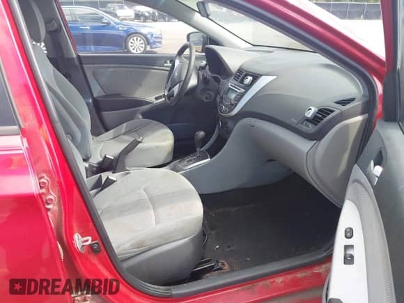 2013 Hyundai Accent GLS с VIN KMHCT4AE9DU461634, выставлен на аукционе IAAI как лот 43359820 с пробегом 187 730 миль миль и . История ставок и продаж доступна на DreamBid. Изображение 5.