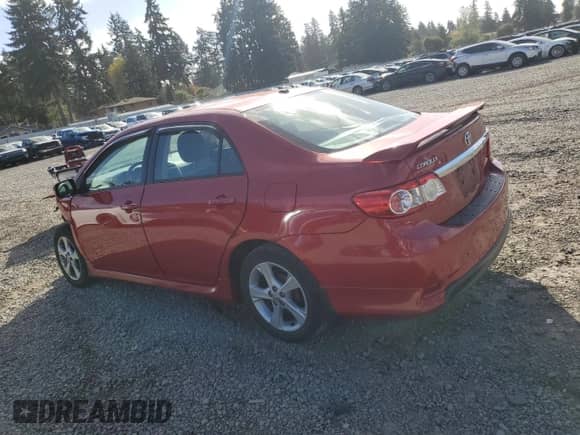 2011 Toyota Corolla L с VIN 2T1BU4EE6BC703670, выставлен на аукционе Copart как лот 84938525 с пробегом 200 965 миль миль и Списание • Salvage title. История ставок и продаж доступна на DreamBid. Изображение 2.