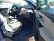 2022 Chevrolet Traverse LS z VIN 1GNERFKW3NJ120416, wystawiony jako IAAI lot #42131632 z przebiegiem 51 988 mil mil oraz . Historia ofert i sprzedaży dostępna na DreamBid. Obrazek 5.