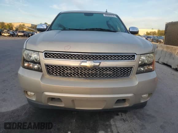 2011 Chevrolet Tahoe LTZ с VIN 1GNSCCE02BR388607, выставлен на аукционе Copart как лот 89609235 с пробегом 173 271 миль миль и Списание • Salvage title. История ставок и продаж доступна на DreamBid. Изображение 5.