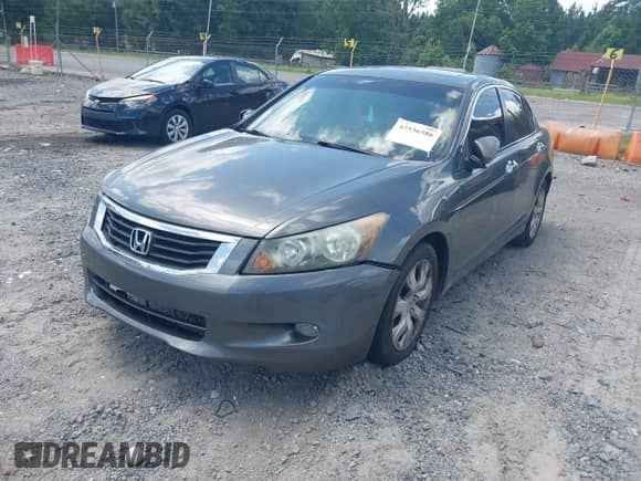 2008 Honda Accord EX с VIN 1HGCP36758A029287, выставлен на аукционе IAAI как лот 42536586 с пробегом 180 453 миль миль и . История ставок и продаж доступна на DreamBid. Изображение 2.