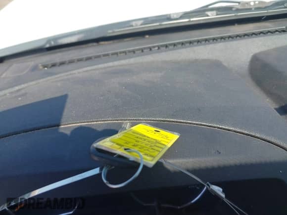 2010 Chevrolet Colorado 1LT z VIN 1GCDSCDE0A8102582, wystawiony jako IAAI lot #42459665 z przebiegiem 74 982 mil mil oraz . Historia ofert i sprzedaży dostępna na DreamBid. Obrazek 11.