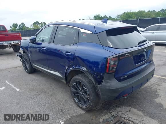 2025 Nissan Kicks SR with VIN 3N8AP6DA3SL360718, listed as a IAAI auction lot 42471717 with 5,089 mi miles and . Bid and sale history available at DreamBid. Image 3.