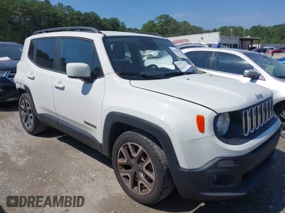 2018 Jeep Renegade Latitude with VIN ZACCJABB0JPH75926, listed as a IAAI auction lot 42998900 with 134,013 mi miles and . Bid and sale history available at DreamBid. Image 13.