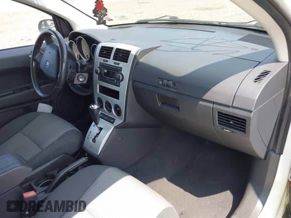 2008 Dodge Caliber R/T with VIN 1B3HE78K48D681370, listed as a IAAI auction lot 42967489 with Not provided miles and . Bid and sale history available at DreamBid. Image 5.