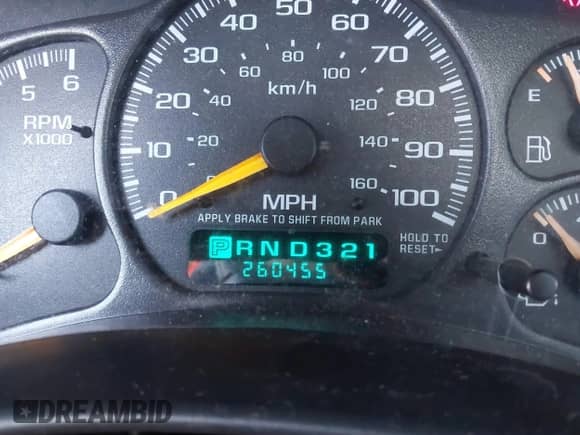 2000 Chevrolet Tahoe LT z VIN 1GNEK13T7YJ119463, wystawiony jako IAAI lot #41496896 z przebiegiem 260 455 mil mil oraz . Historia ofert i sprzedaży dostępna na DreamBid. Obrazek 7.