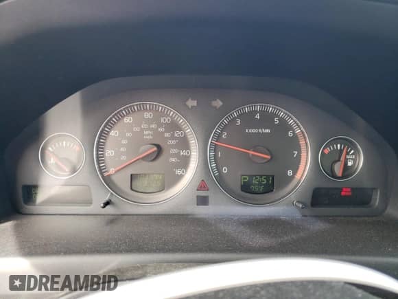 2005 Volvo S60 с VIN YV1RH592752442037, выставлен на аукционе Copart как лот 49637015 с пробегом 103 774 миль миль и Списание • Salvage title. История ставок и продаж доступна на DreamBid. Изображение 9.