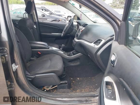 2015 Dodge Journey SE with VIN 3C4PDCAB9FT746642, listed as a IAAI auction lot 42922699 with 116,053 mi miles and . Bid and sale history available at DreamBid. Image 5.