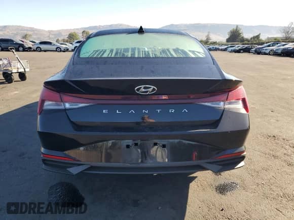 2022 Hyundai Elantra SEL with VIN KMHLM4AG3NU260215, listed as a Copart auction lot 82330865 with 106,046 mi miles and Salvage title. Bid and sale history available at DreamBid. Image 6.