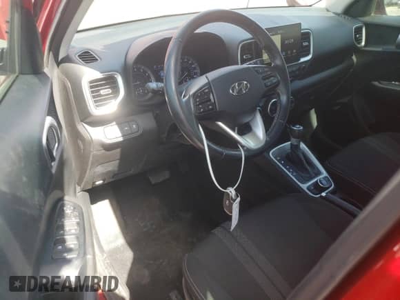 2020 Hyundai Venue SEL with VIN KMHRC8A34LU029094, listed as a Copart auction lot 71831774 with 47,918 mi miles and Salvage title. Bid and sale history available at DreamBid. Image 8.