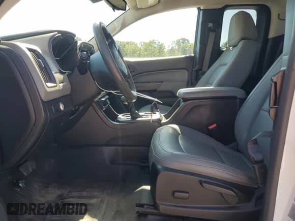 2016 Chevrolet Colorado 2WD WT z VIN 1GCHSBEA0G1233102, wystawiony jako Copart lot #85152725 z przebiegiem 74 012 mil mil oraz Szkoda całkowita • Salvage title. Historia ofert i sprzedaży dostępna na DreamBid. Obrazek 7.