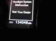 2020 Toyota Camry SE z VIN 4T1G11AK8LU870945, wystawiony jako IAAI lot #42890973 z przebiegiem 134 048 mil mil oraz . Historia ofert i sprzedaży dostępna na DreamBid. Obrazek 15.