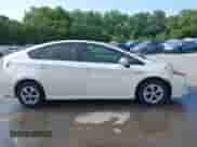 2015 Toyota Prius Four z VIN JTDKN3DU7F0464419, wystawiony jako IAAI lot #42747539 z przebiegiem 60 339 mil mil oraz . Historia ofert i sprzedaży dostępna na DreamBid. Obrazek 13.