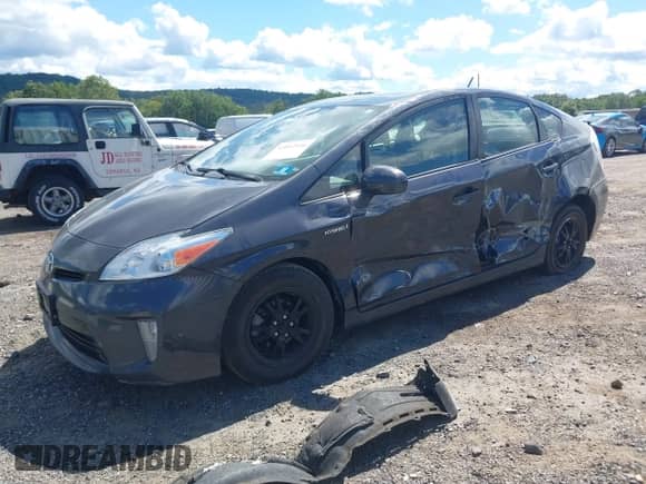 2014 Toyota Prius Two с VIN JTDKN3DU0E1759824, выставлен на аукционе IAAI как лот 43093936 с пробегом 139 957 миль миль и . История ставок и продаж доступна на DreamBid. Изображение 17.