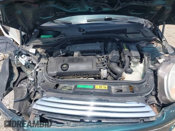 2009 MINI Hardtop with VIN WMWMF33549TU71313, listed as a IAAI auction lot 42483891 with 122,577 mi miles and . Bid and sale history available at DreamBid. Image 10.