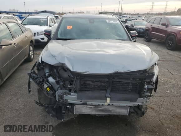 2023 Chevrolet Blazer LT z VIN 3GNKBDR47PS159995, wystawiony jako Copart lot #77177174 z przebiegiem 13 053 mil mil oraz Czysty tytuł • Clean title. Historia ofert i sprzedaży dostępna na DreamBid. Obrazek 5.