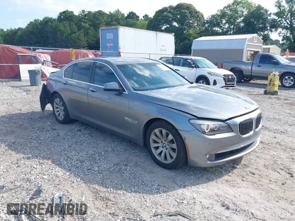 2011 BMW 7 Series 750i xDrive с VIN WBAKC6C59BC394753, выставлен на аукционе IAAI как лот 42658311 с пробегом 86 938 миль миль и . История ставок и продаж доступна на DreamBid. Изображение 1.