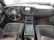 2001 Chevrolet Silverado 1500HD LS z VIN 1GCGC13U31F155179, wystawiony jako Copart lot #75987634 z przebiegiem 200 080 mil mil oraz Szkoda całkowita • Salvage title. Historia ofert i sprzedaży dostępna na DreamBid. Obrazek 8.