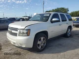 2010 Chevrolet Tahoe LTZ с VIN 1GNUCCE0XAR290190, выставлен на аукционе Copart как лот 85536975 с пробегом 207 271 миль миль и Списание • Salvage title. История ставок и продаж доступна на DreamBid. Изображение 1.