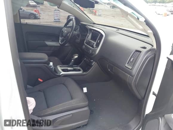 2022 Chevrolet Colorado 2WD LT z VIN 1GCGSCEAXN1299106, wystawiony jako IAAI lot #42979943 z przebiegiem 66 317 mil mil oraz . Historia ofert i sprzedaży dostępna na DreamBid. Obrazek 5.