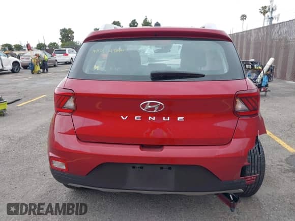 2024 Hyundai Venue SEL z VIN KMHRC8A38RU311795, wystawiony jako IAAI lot #42057265 z przebiegiem 5 485 mil mil oraz . Historia ofert i sprzedaży dostępna na DreamBid. Obrazek 16.