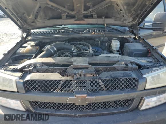 2003 Chevrolet Silverado 2500HD LT with VIN 1GCHK23113F164503, listed as a Copart auction lot 77398294 with 235,134 mi miles and Salvage title. Bid and sale history available at DreamBid. Image 11.