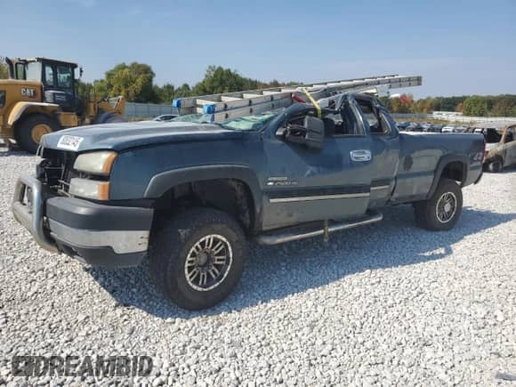 2007 Chevrolet Silverado 2500HD LT1 z VIN 1GCHK29D17E128565, wystawiony jako Copart lot #80832145 z przebiegiem Nie podano mil oraz Czysty tytuł • Clean title. Historia ofert i sprzedaży dostępna na DreamBid. Obrazek 1.