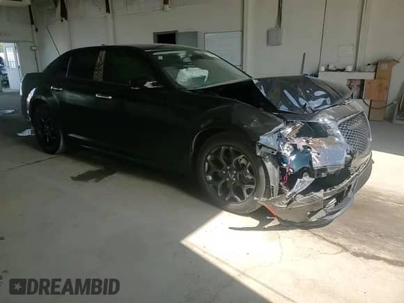 2023 Chrysler 300 Touring L with VIN 2C3CCASG9PH573347, listed as a Copart auction lot 68348105 with 6,258 mi miles and Salvage title. Bid and sale history available at DreamBid. Image 13.