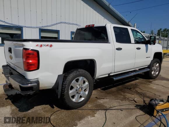2016 Chevrolet Silverado 2500HD Work Truck with VIN 1GC1KUEG4GF287586, listed as a Copart auction lot 62509015 with 191,475 mi miles and Salvage title. Bid and sale history available at DreamBid. Image 3.