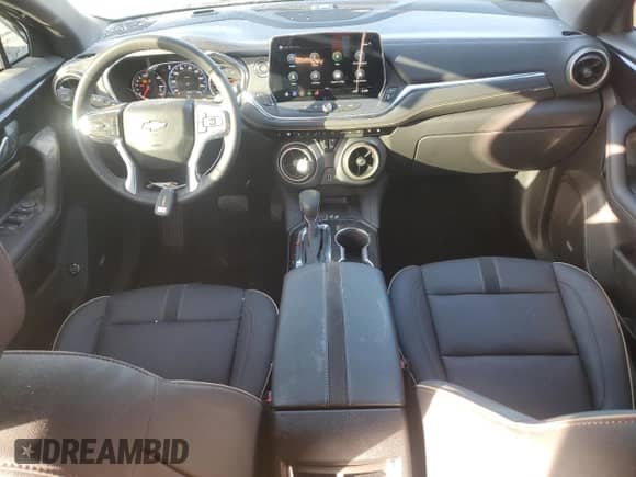 2024 Chevrolet Blazer Premier с VIN 3GNKBFR44RS189096, выставлен на аукционе Copart как лот 86097364 с пробегом 7 798 миль миль и Списание • Salvage title. История ставок и продаж доступна на DreamBid. Изображение 8.