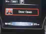 2018 Nissan Pathfinder SV z VIN 5N1DR2MM4JC649974, wystawiony jako IAAI lot #42442457 z przebiegiem 96 165 mil mil oraz . Historia ofert i sprzedaży dostępna na DreamBid. Obrazek 16.